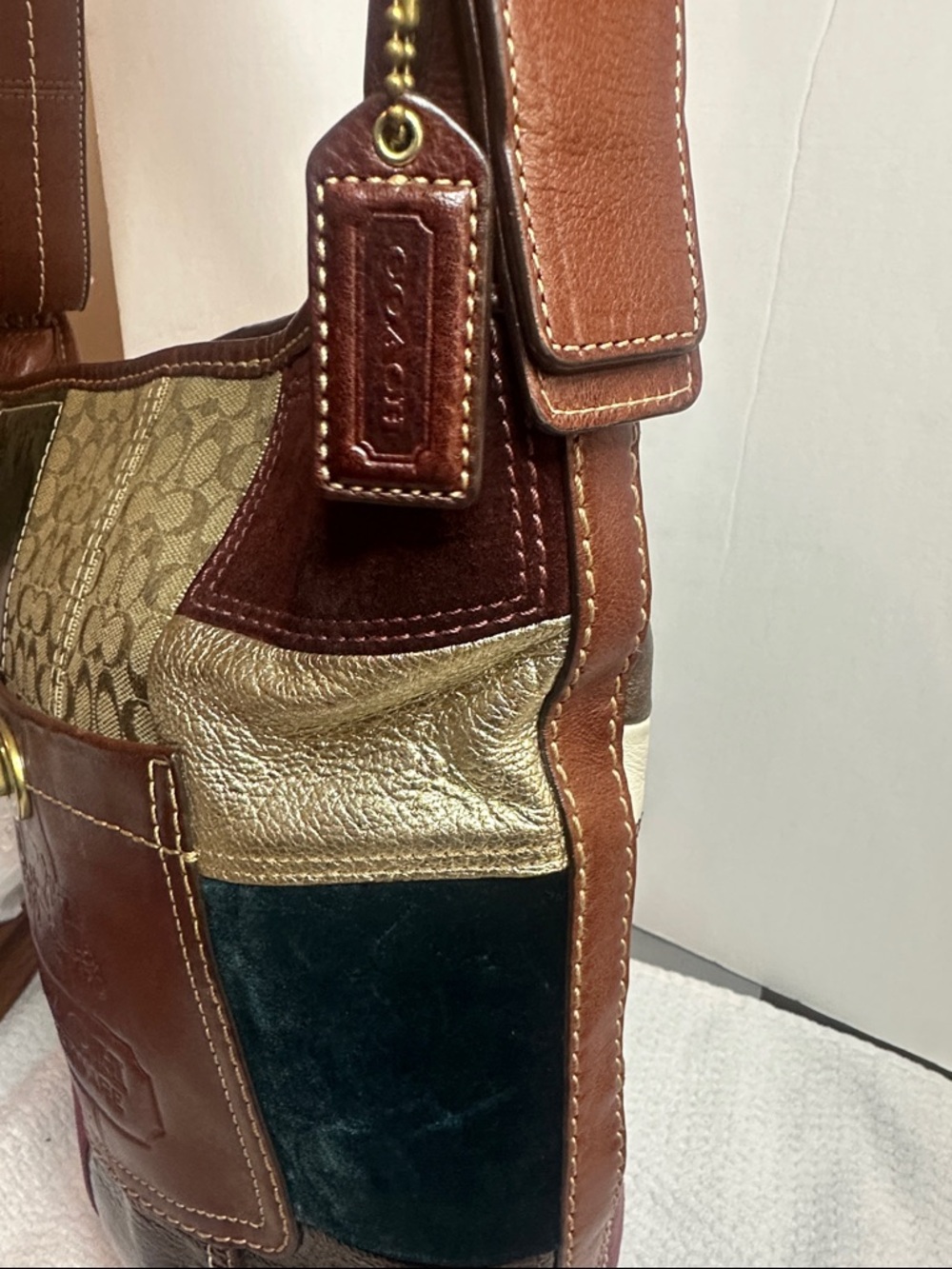 Coach 2007 Multi-Panel Patchwork Leather & Suede bucket Bag - Picture 5 of 12